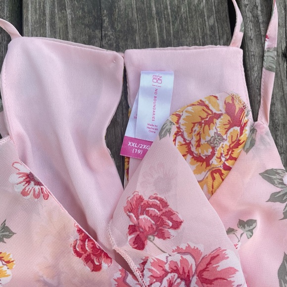 No Boundaries Juniors' Faux Wrap Maxi Dress w Ruffle size XXL fits Women’s Large - Picture 4 of 5